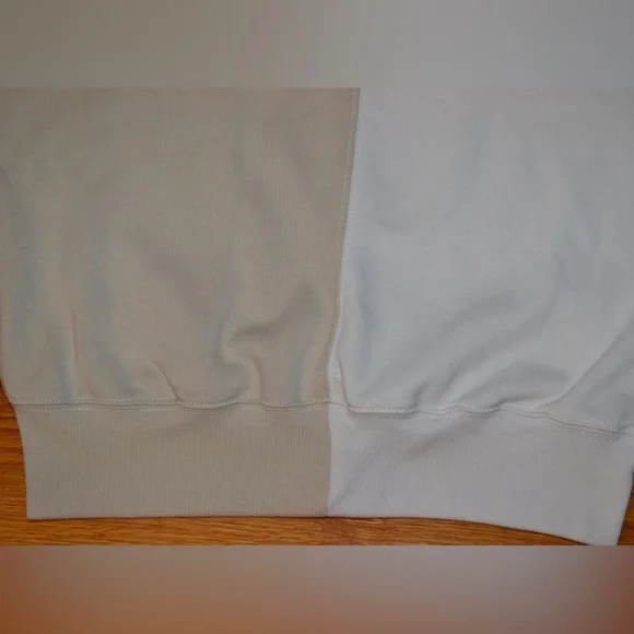 Women’s Abercrombie & Fitch cropped sweatshirt, size XXS - Picture 10 of 14